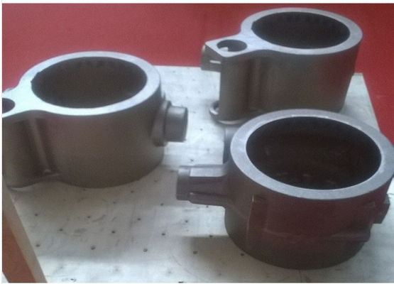 Pièces de fonderie de tête d'entraînement en fonte de sable de haute qualité OEM, dimensions précises, avec peinture de finition