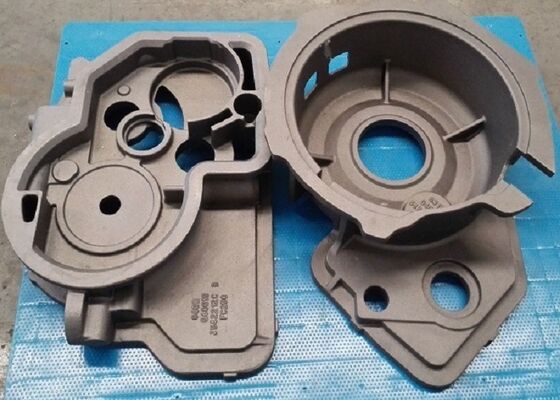 Pièces en fonte grise de haute qualité OEM moulées au sable, carter d'embrayage pour machines de construction