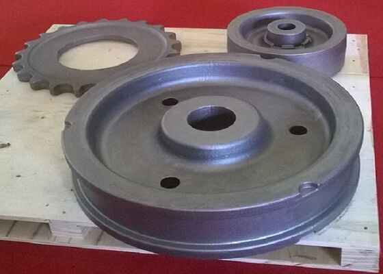 Pièces de moyeu arrière en fonte moulée OEM pour chariot élévateur FDC450 GGG45 QT450-10 Matériau