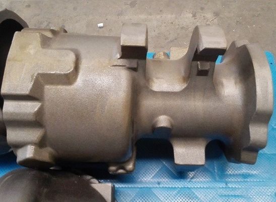 Pièces en fonte moulée au sable de résine, bras de trompette pour machines de construction et véhicules industriels