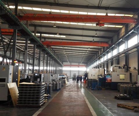 Pièces d'usinage de boîtier de transmission en fonte de haute qualité OEM pour machines agricoles