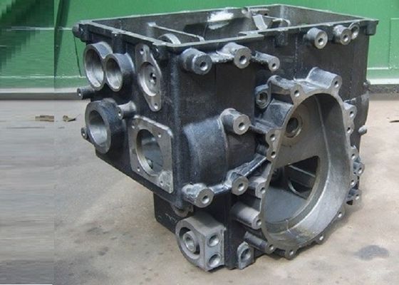 Pièces de chariot élévateur en fonte OEM usinées avec une faible tolérance d'usinage pour machines industrielles