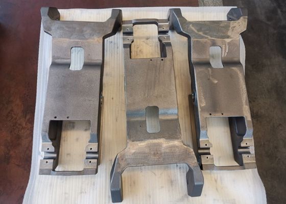 Fonte en fonte ductile moulée en sable OEM 68 kg Pièces de nacelle élévatrice pour machines industrielles
