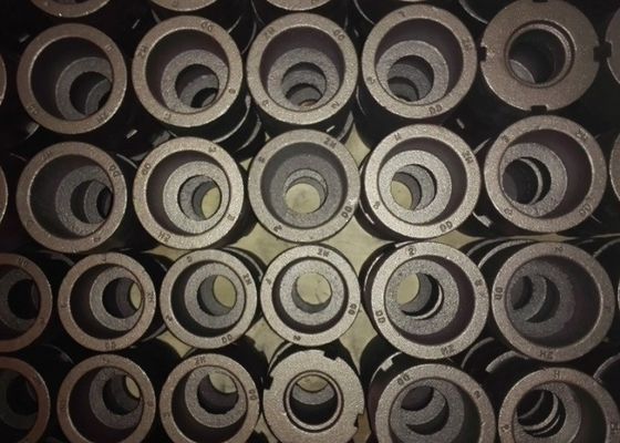 Composants en fonte moulée de haute qualité OEM, moyeu arrière d'excavatrice FCD450 GGG45 avec sablage