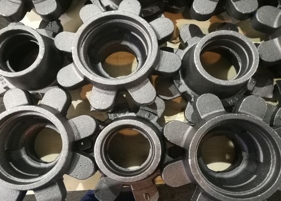 Usinage forgeant des chariots élévateurs moulant le chapeau de tourillon