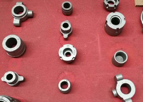 Pièces métalliques de petite taille en fonte de sable de haute qualité OEM FC250 GG25 HT250 pour chenilles de chariot élévateur